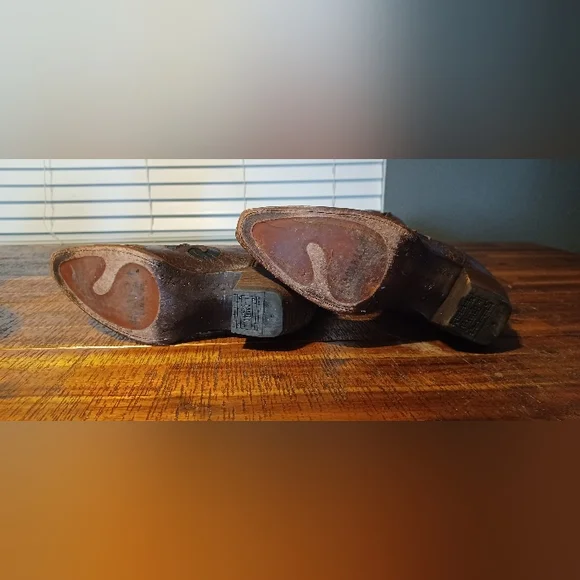 Corral Vintage Boots - Picture 10 of 10